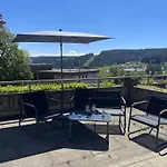 Schwarzwald-idylle In Schonach 아파트