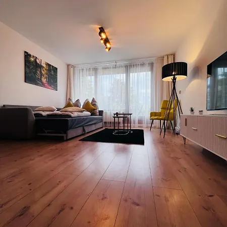 Schwarzwald-idylle In Schonach Apartment *