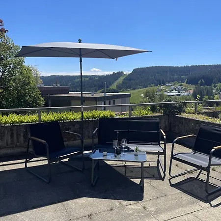 Schwarzwald-idylle In Schonach Apartment